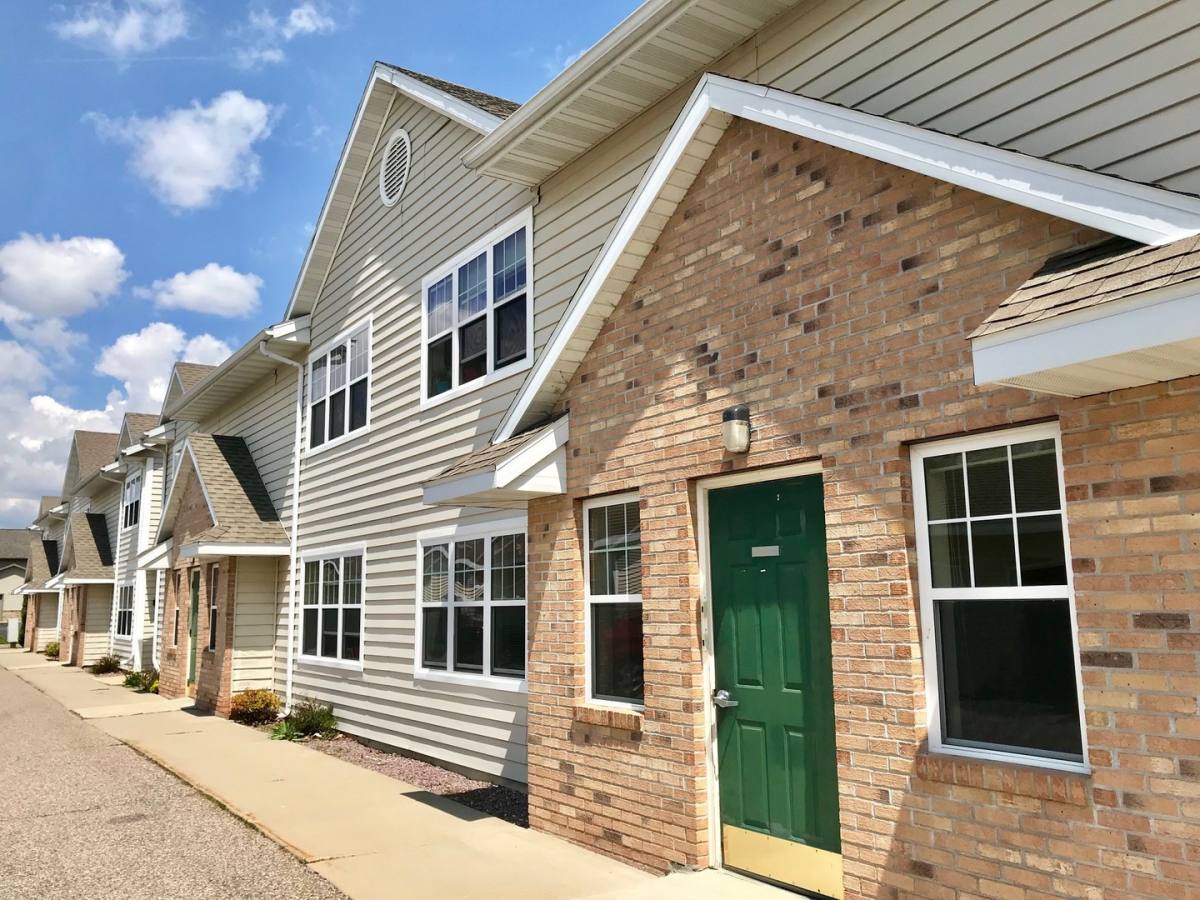 Apartment for rent at 1200 Silver Dr, Baraboo, WI 53913