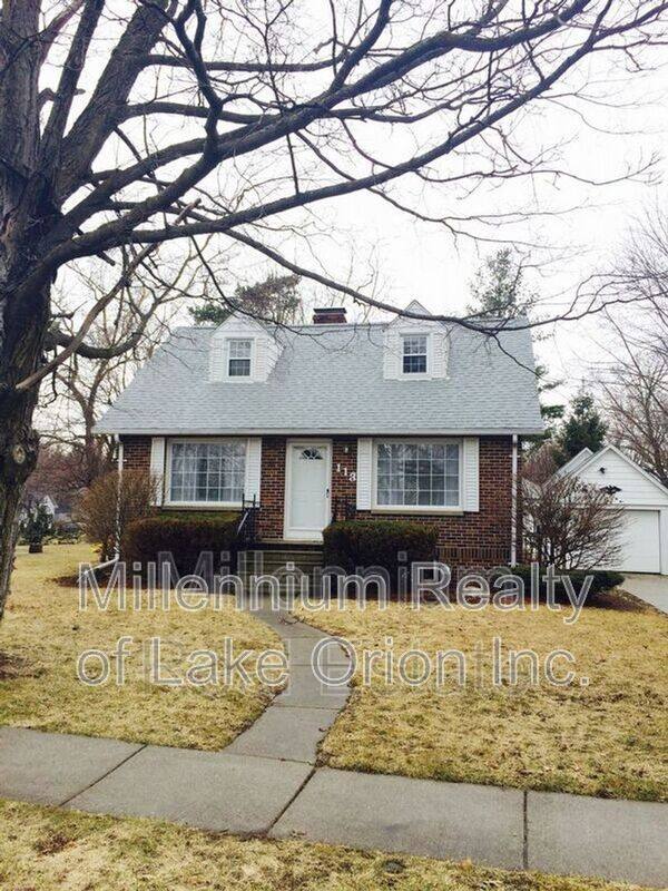 House for rent at 113 Dennison St, Oxford, MI 48371