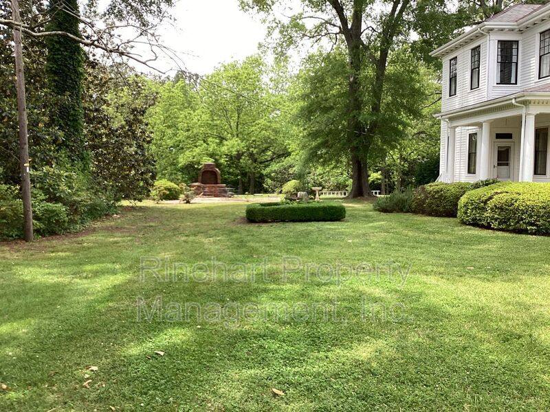 House for rent at 3303 Edgeland Rd, Richburg, SC 29729