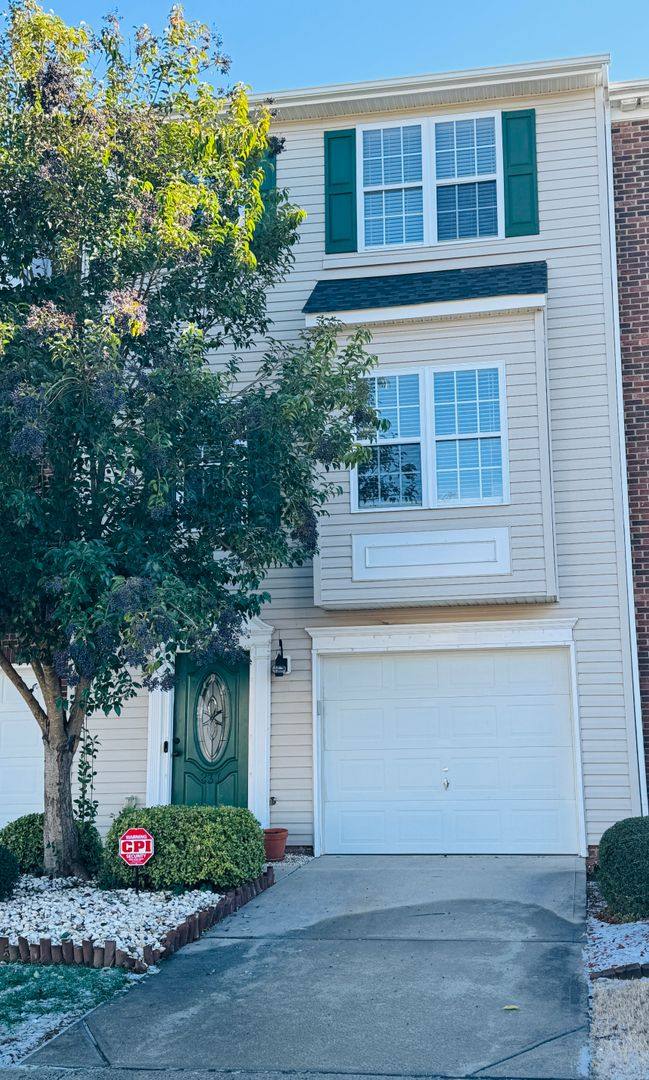 Townhouse for rent at 237 Rock Ridge Lane, Mount Holly, NC 28120