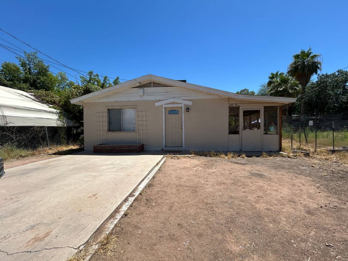 House for rent at 920 1 2 S Wilson St, Tempe, AZ 85281