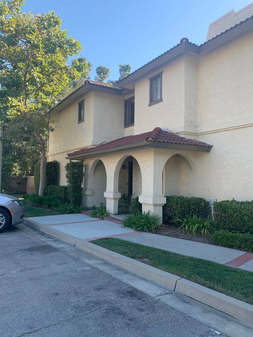Condo for rent at 25266 Tanoak Lane, Lake Forest, CA 92630