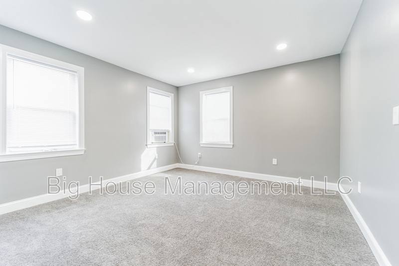 Apartment for rent at 4806 Liberty Heights Ave #4, Gwynn Oak, MD 21207