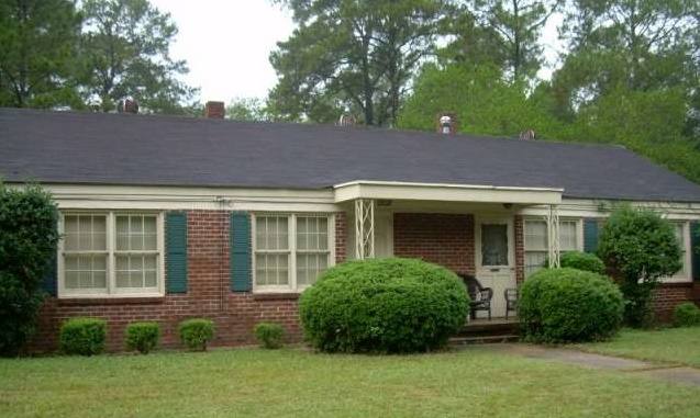 House for rent at 615-A Eighth Ave, Albany, GA 31701