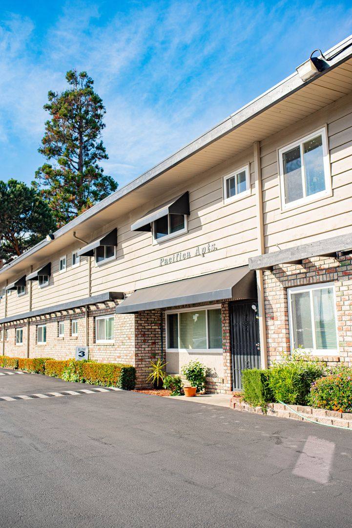 Apartment for rent at 6 Harder Rd, Hayward, CA 94544
