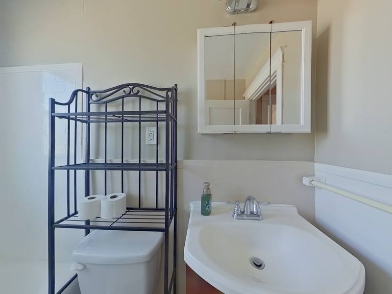 Apartment for rent at 6326 Oakland Ave #1E, Saint Louis, MO 63139