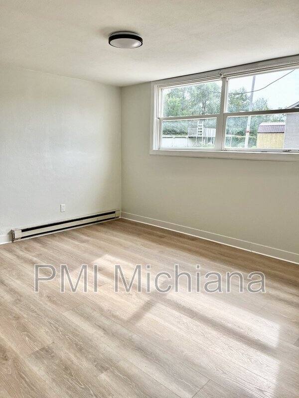 Apartment for rent at 2254 Huey St, South Bend, IN 46628