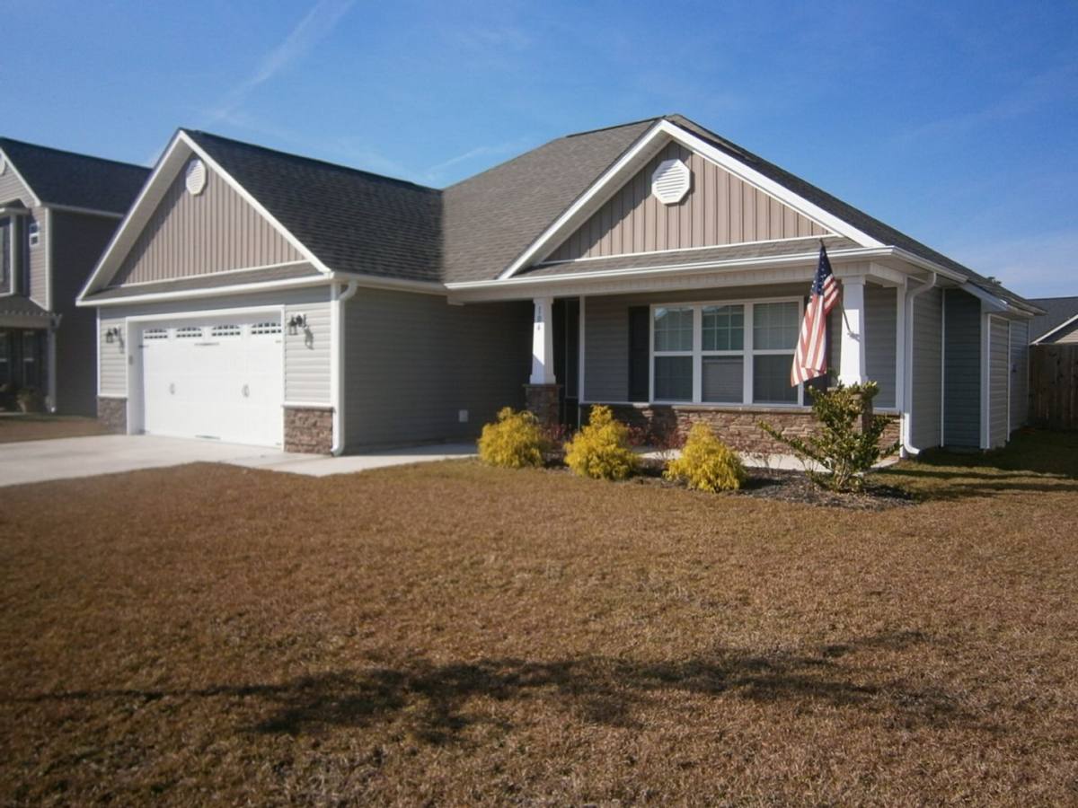 House for rent at 104 Cavalier Dr, Jacksonville, NC 28546