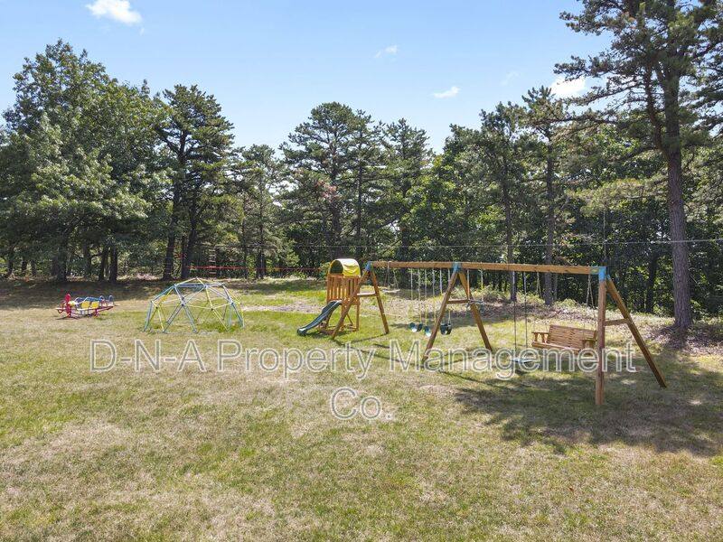 House for rent at 133 Montanesca Rd, Mount Pocono, PA 18344