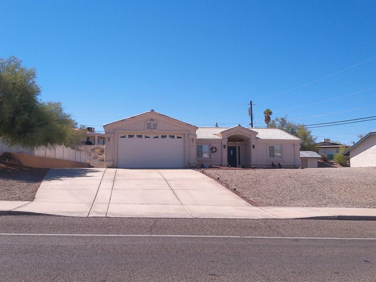 House for rent at 2892 Daytona Ave, Lake Havasu City, AZ 86406