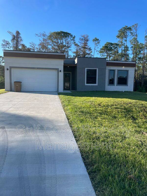 House for rent at 136 Viewpoint Dr, Lehigh Acres, FL 33972