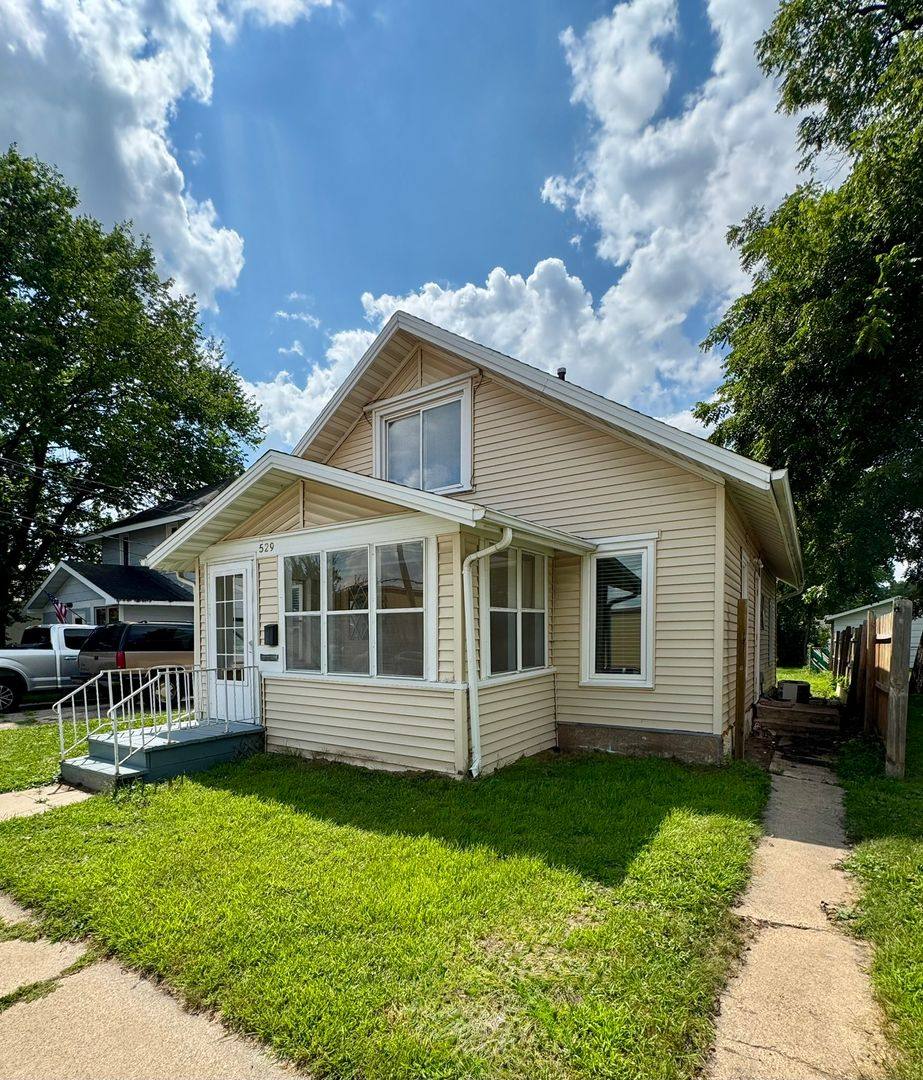House for rent at 529 2nd Ave NW, Rochester, MN 55901