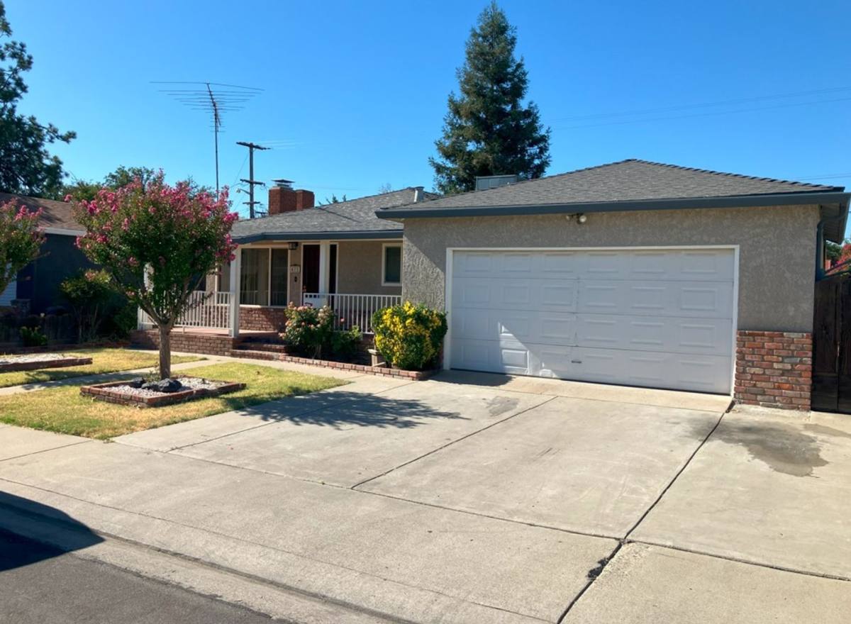 House for rent at 401 Ryan Ave, Modesto, CA 95350