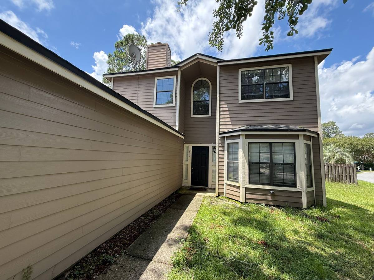 House for rent at 200 Millers Trace Dr, Saint Marys, GA 31558