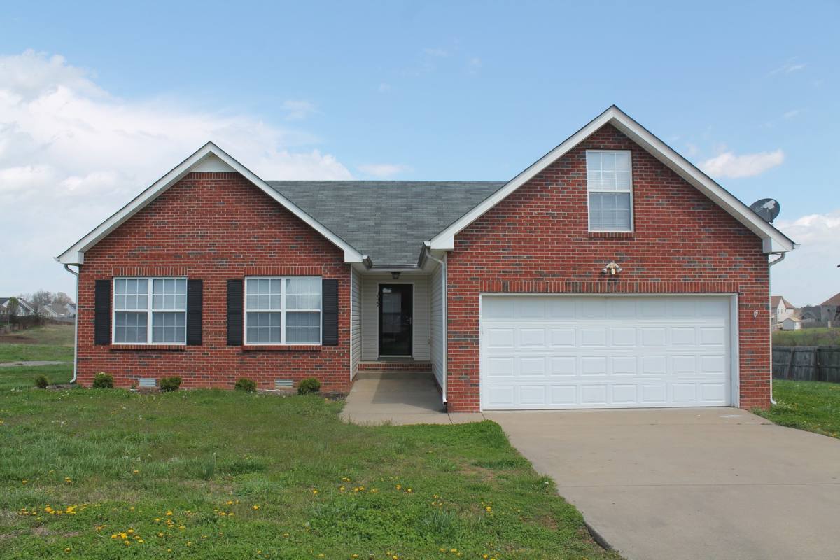 House for rent at 1577 Autumn Dr, Clarksville, TN 37042
