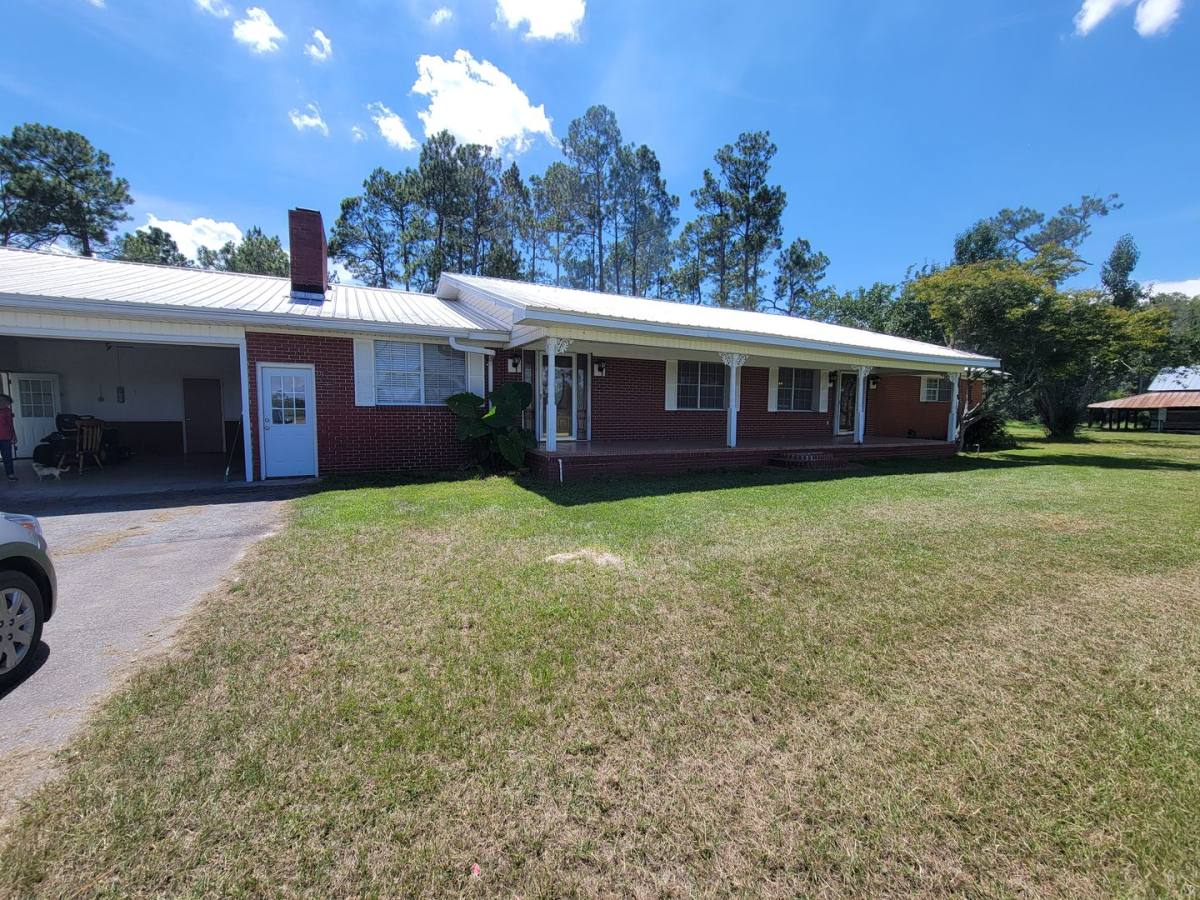 House for rent at 1351 Old Ray City Rd, Nashville, GA 31639