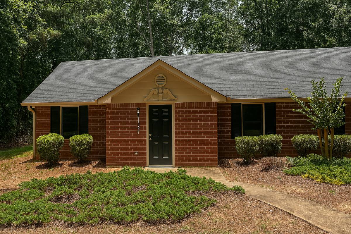 Apartment for rent at 1111 Wellington Dr, Bogart, GA 30622