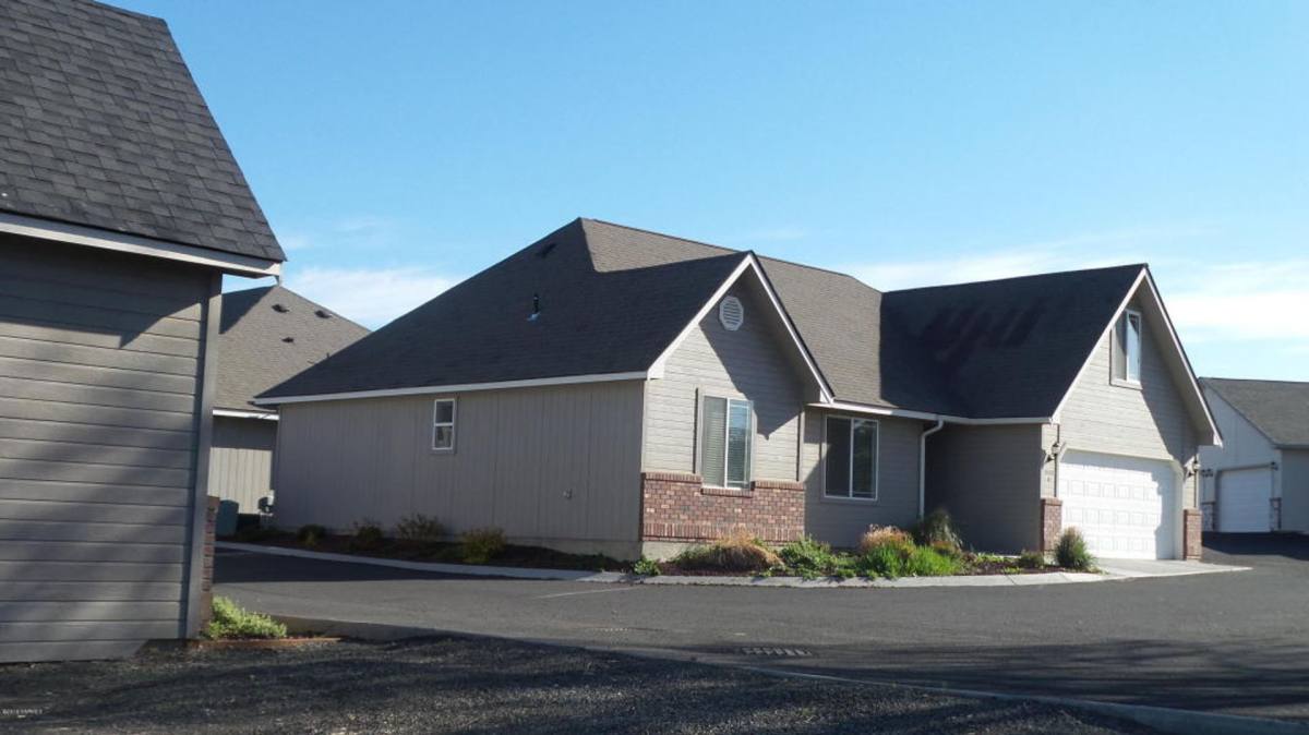 Apartment for rent at 4400 Maple Ave, Yakima, WA 98901