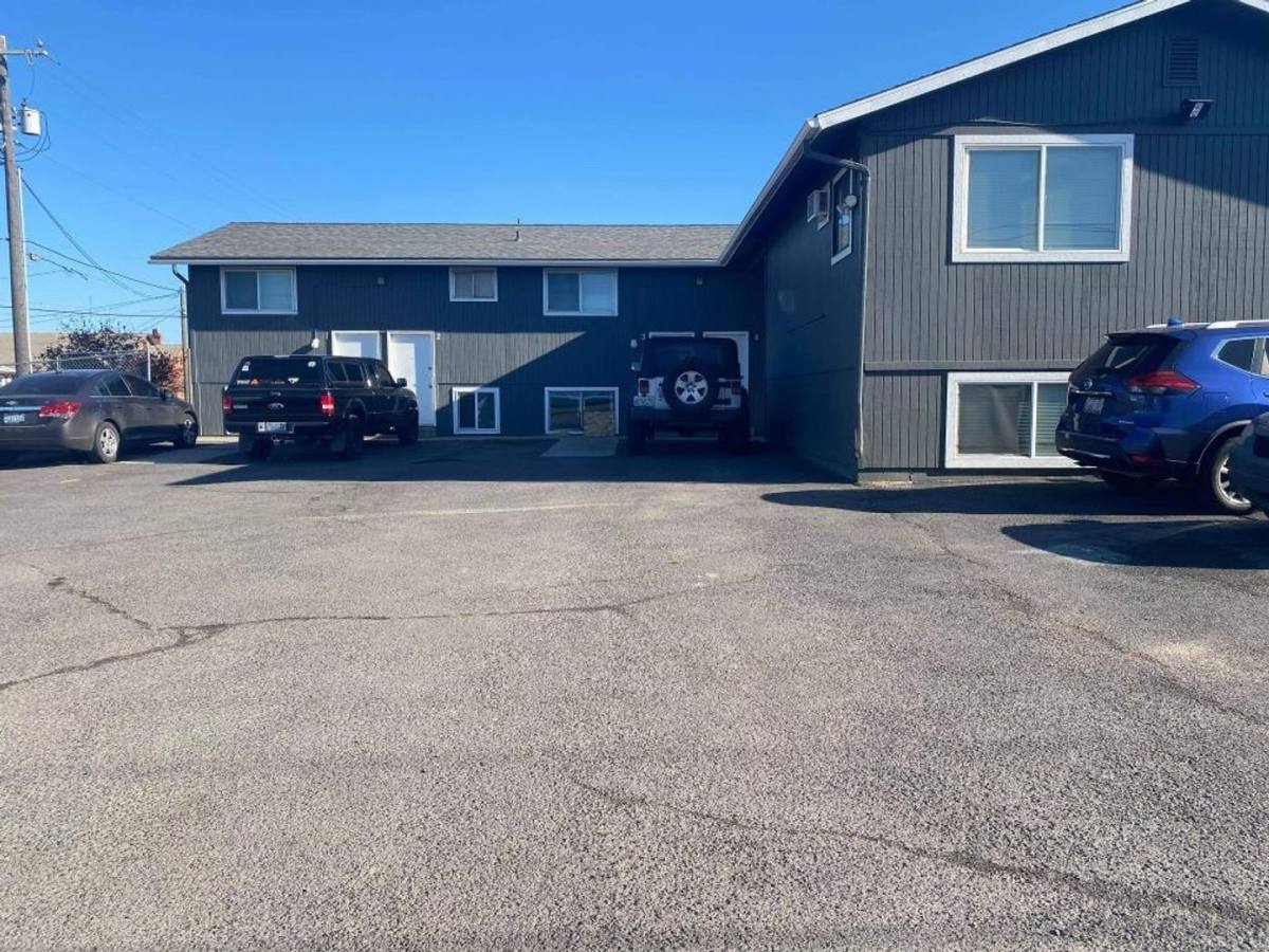 Apartment for rent at 3004 E Boone Ave, Spokane, WA 99202