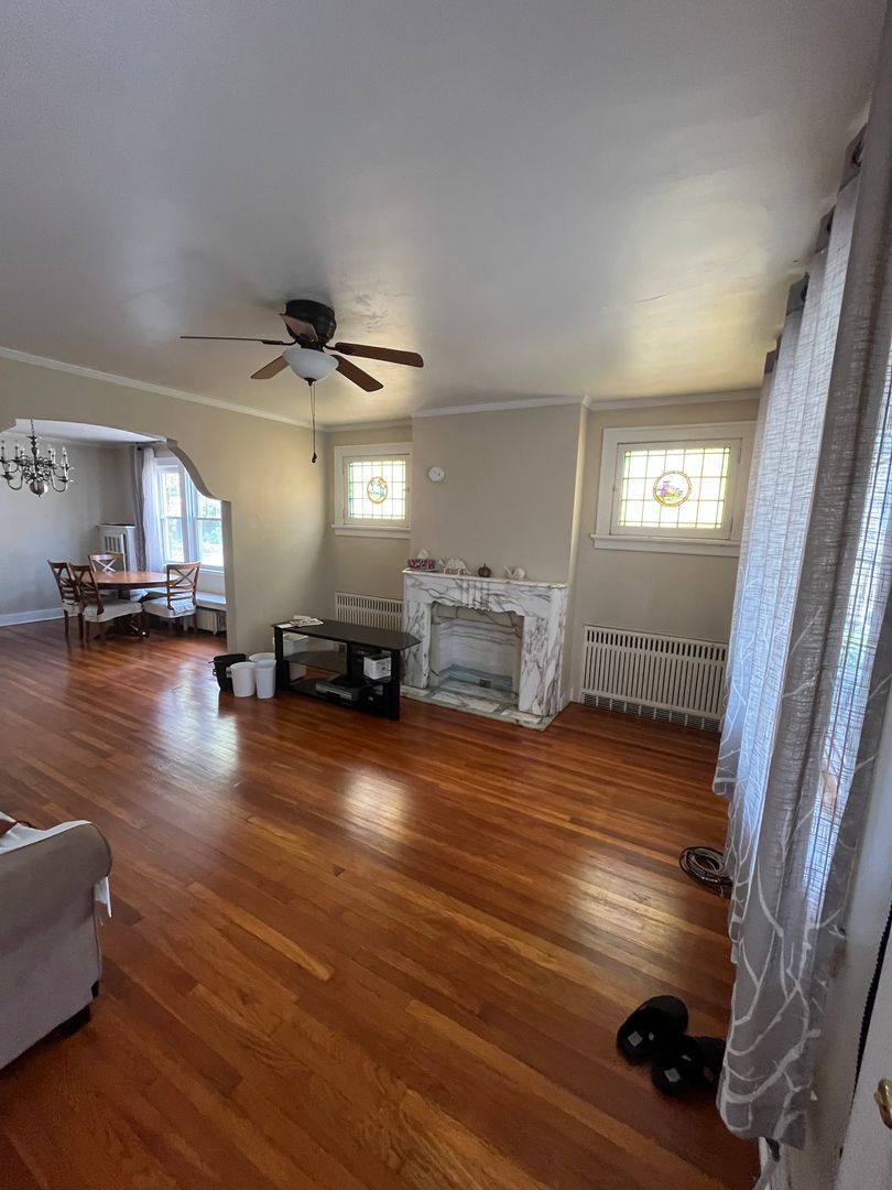 House for rent at 5875 Bartlett St, Pittsburgh, PA 15217