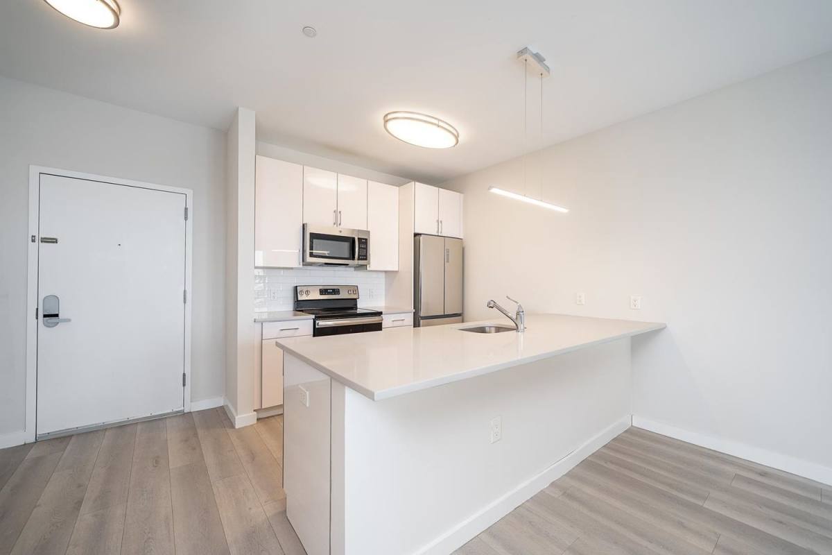 Apartment for rent at 16 Bennett St, Bayonne, NJ 07002