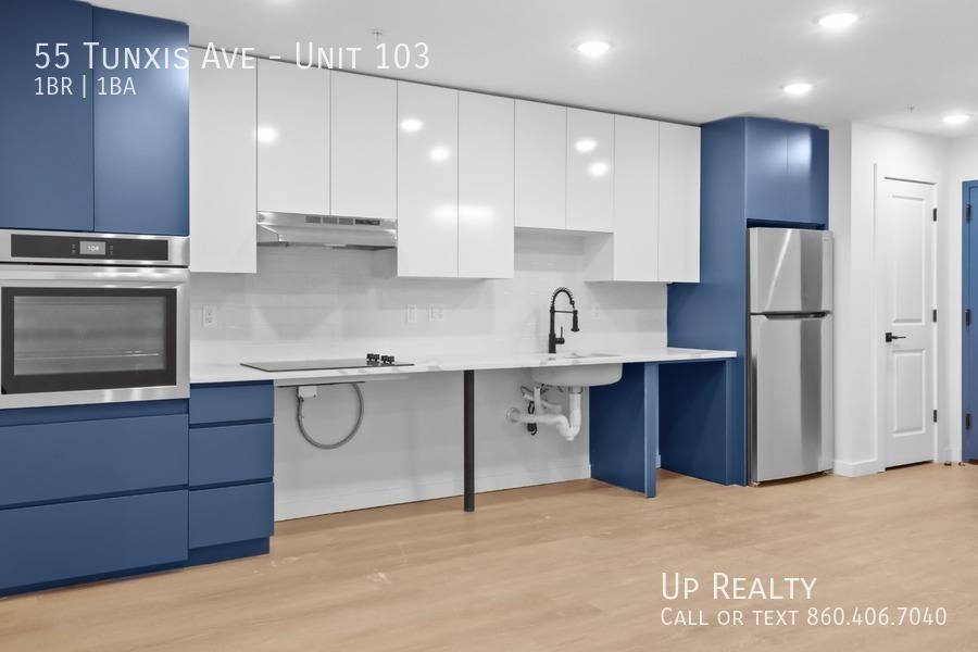 Apartment for rent at 55 Tunxis Ave, Bloomfield, CT 06002