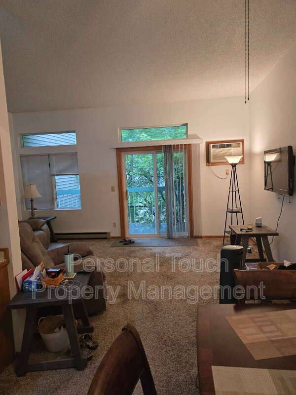 Apartment for rent at 1006 4th Ave S #B, Fargo, ND 58103