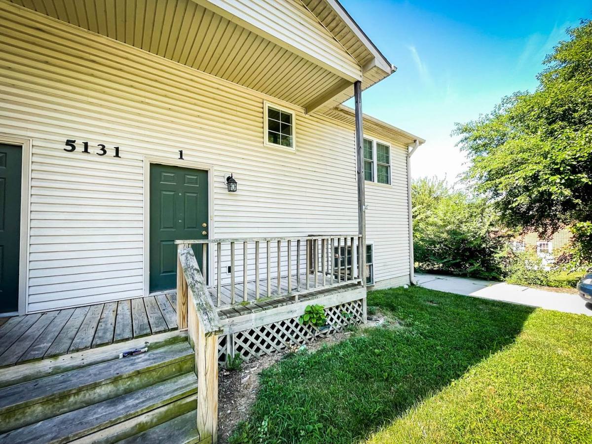 Apartment for rent at 5131 Lowell Ave, Lincoln, NE 68506