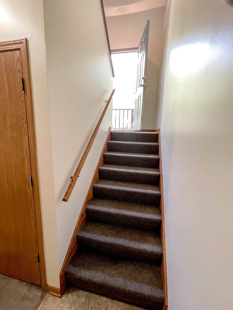Apartment for rent at 5131 Lowell Ave, Lincoln, NE 68506