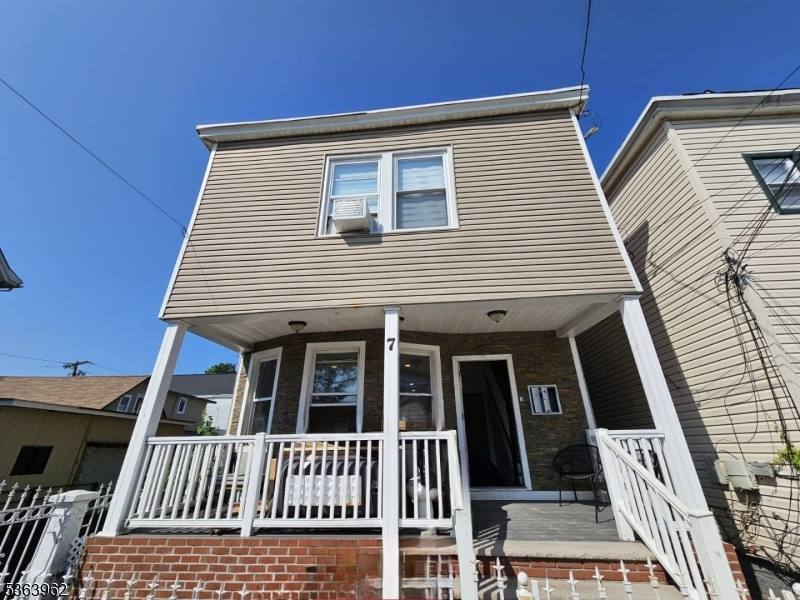 Apartment for rent at 7 Davidson St, Bloomfield, NJ 07003