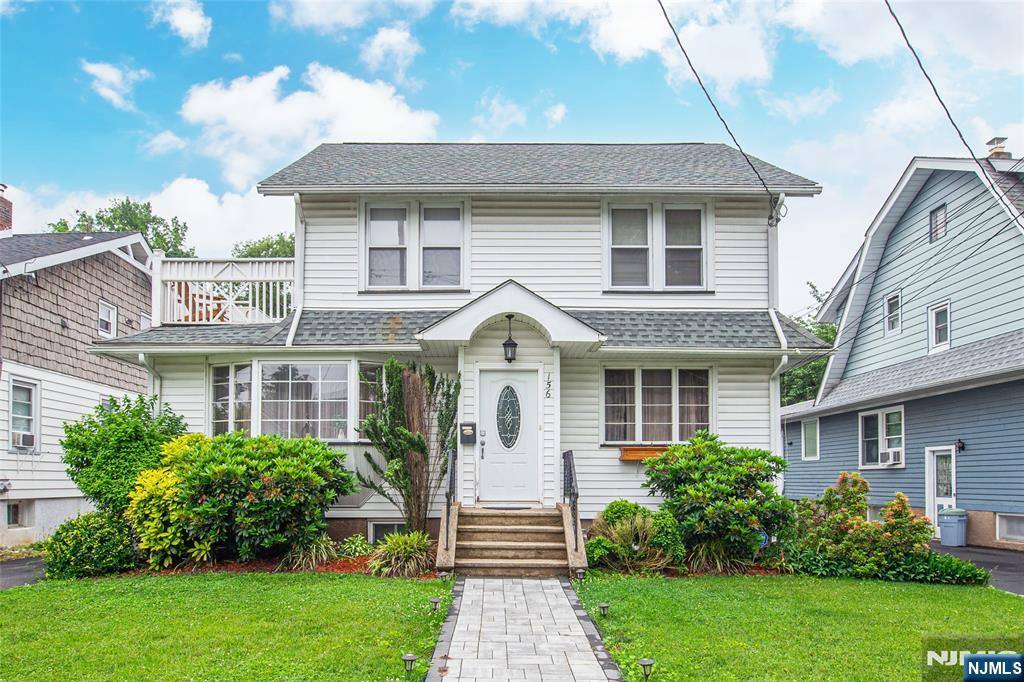 Apartment for rent at 156 Cedar Ave #2-2, Clifton, NJ 07011
