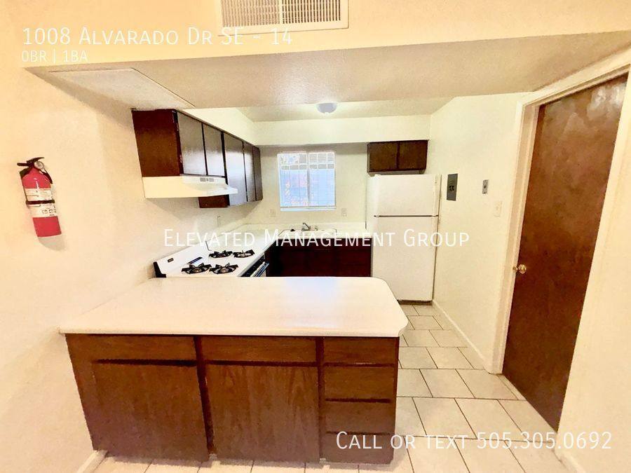 Apartment for rent at 1008 Alvarado Dr SE #14, Albuquerque, NM 87108
