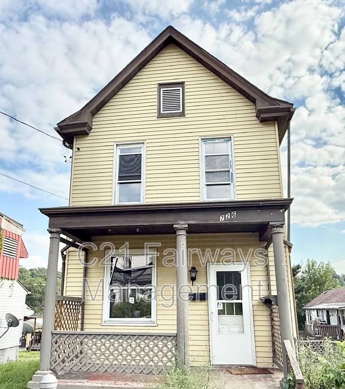 House for rent at 726 Waddell, Clairton, PA 15025
