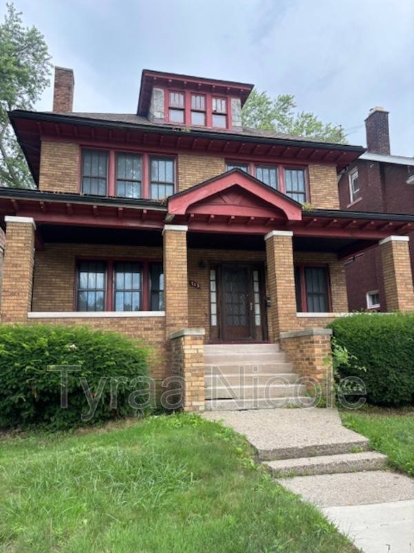 House for rent at 713 Chalmers St, Detroit, MI 48215
