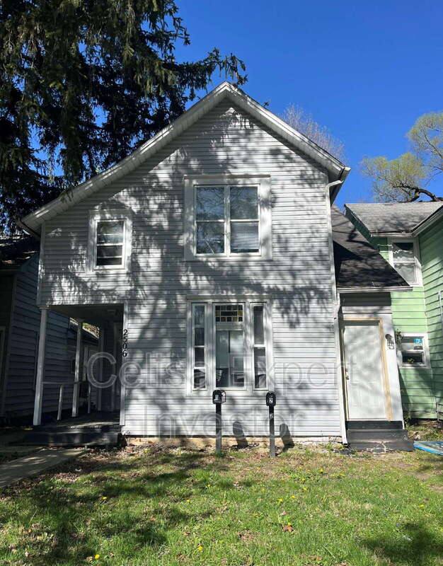 Apartment for rent at 2506 Miner St #1, Fort Wayne, IN 46807