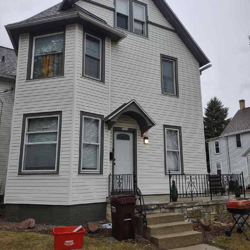 Apartment for rent at 1202 Madison St 1234 S 12th #4, Manitowoc, WI 54220