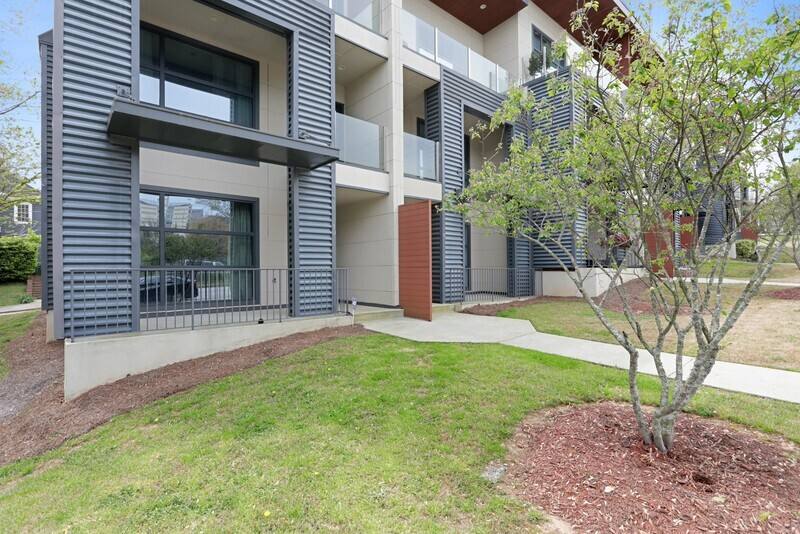 Townhouse for rent at 472 Martin St SE #10, Atlanta, GA 30312