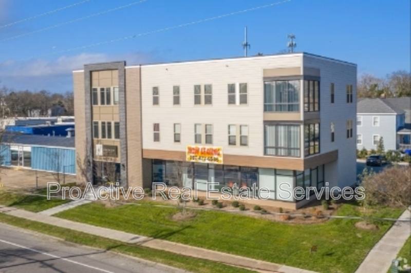Apartment for rent at 4013 Colley Ave #300, Norfolk, VA 23508