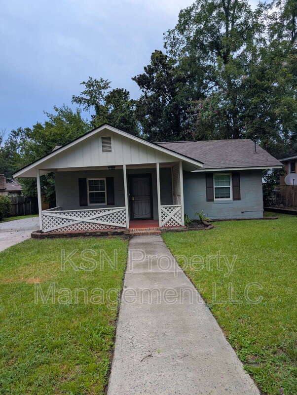 House for rent at 1920 Lloyd St, Savannah, GA 31405