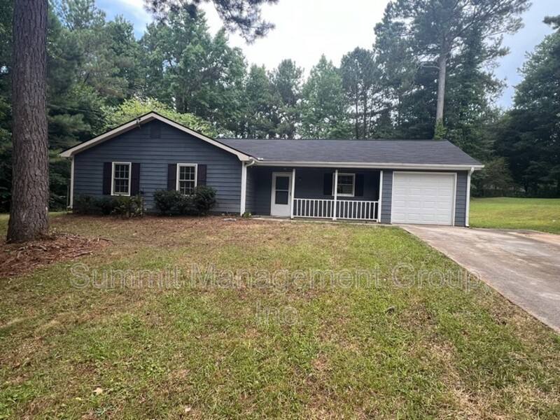 House for rent at 160 Mountain View Circle, Covington, GA 30014