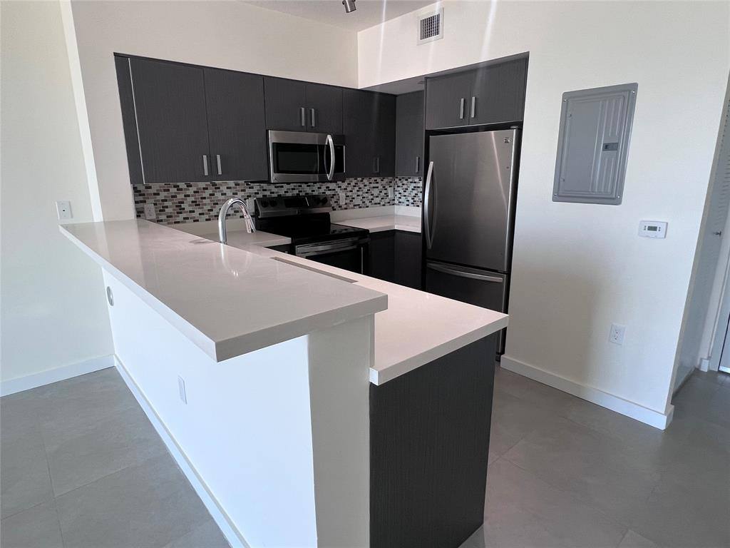 Apartment for rent at 729 NW 2nd St #715, Miami, FL 33128