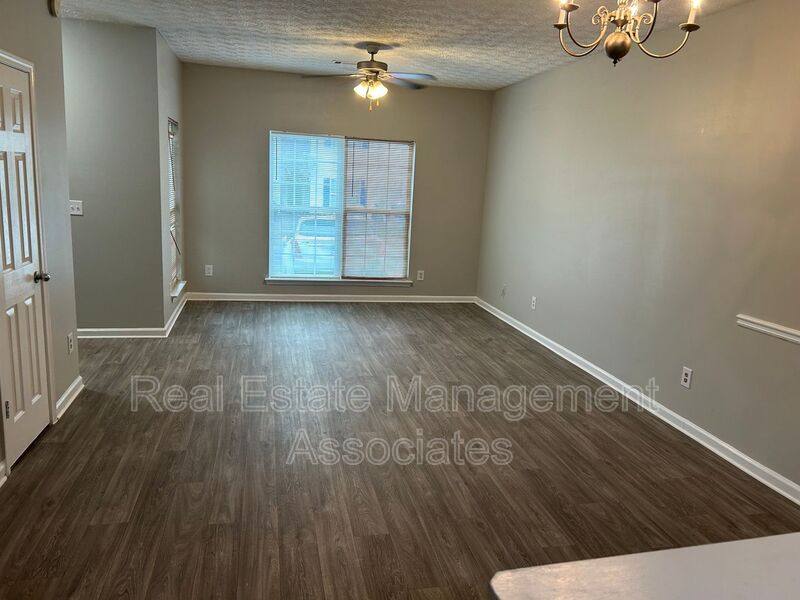 Townhouse for rent at 1764 Carrington Dr, Griffin, GA 30224