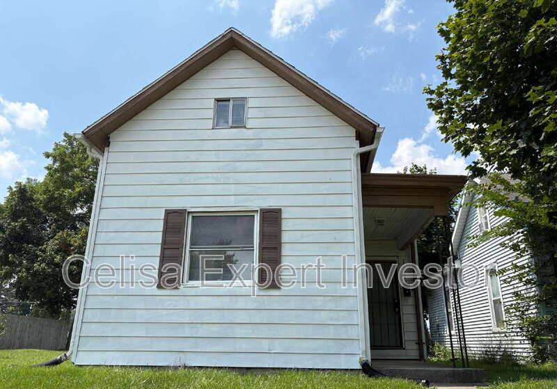 House for rent at 1132 Grant Ave, Fort Wayne, IN 46803
