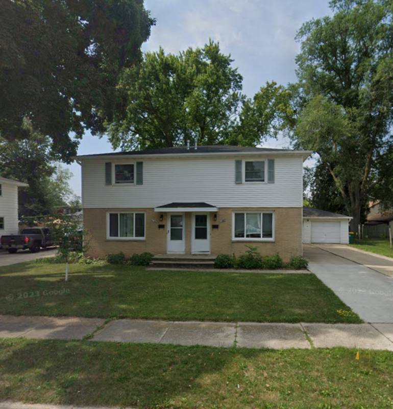 Apartment for rent at 1540 Charles St, Green Bay, WI 54302
