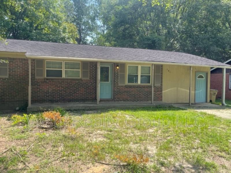 House for rent at 181 Oldenburg Dr, Riverdale, GA 30274