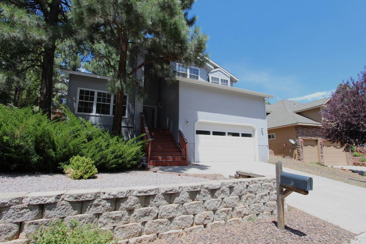 House for rent at 6150 E Abineau Canyon Dr, Flagstaff, AZ 86004