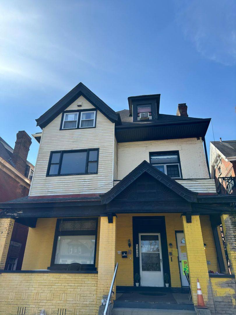 Apartment for rent at 5420 Stanton Ave, Pittsburgh, PA 15206