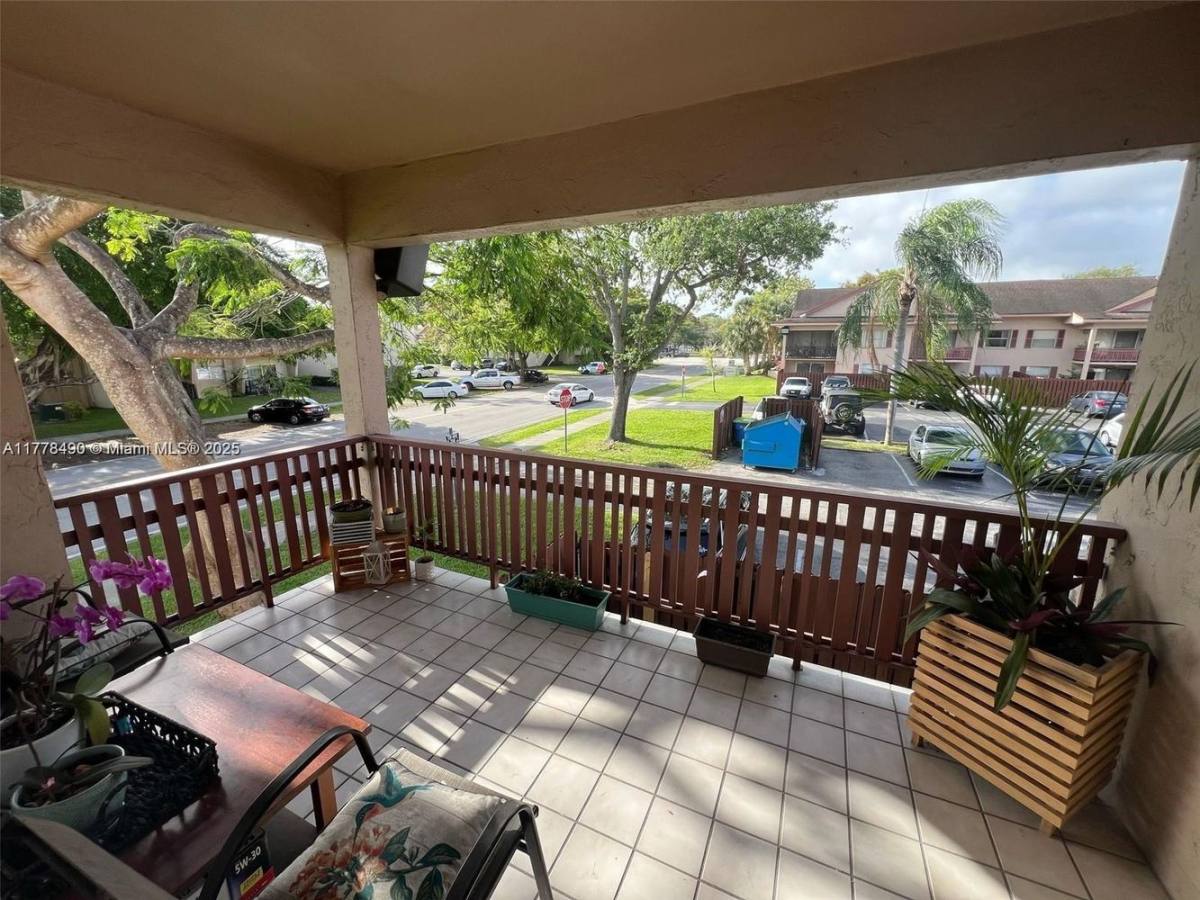 Apartment for rent at 11229 SW 88th St #209D, Miami, FL 33176
