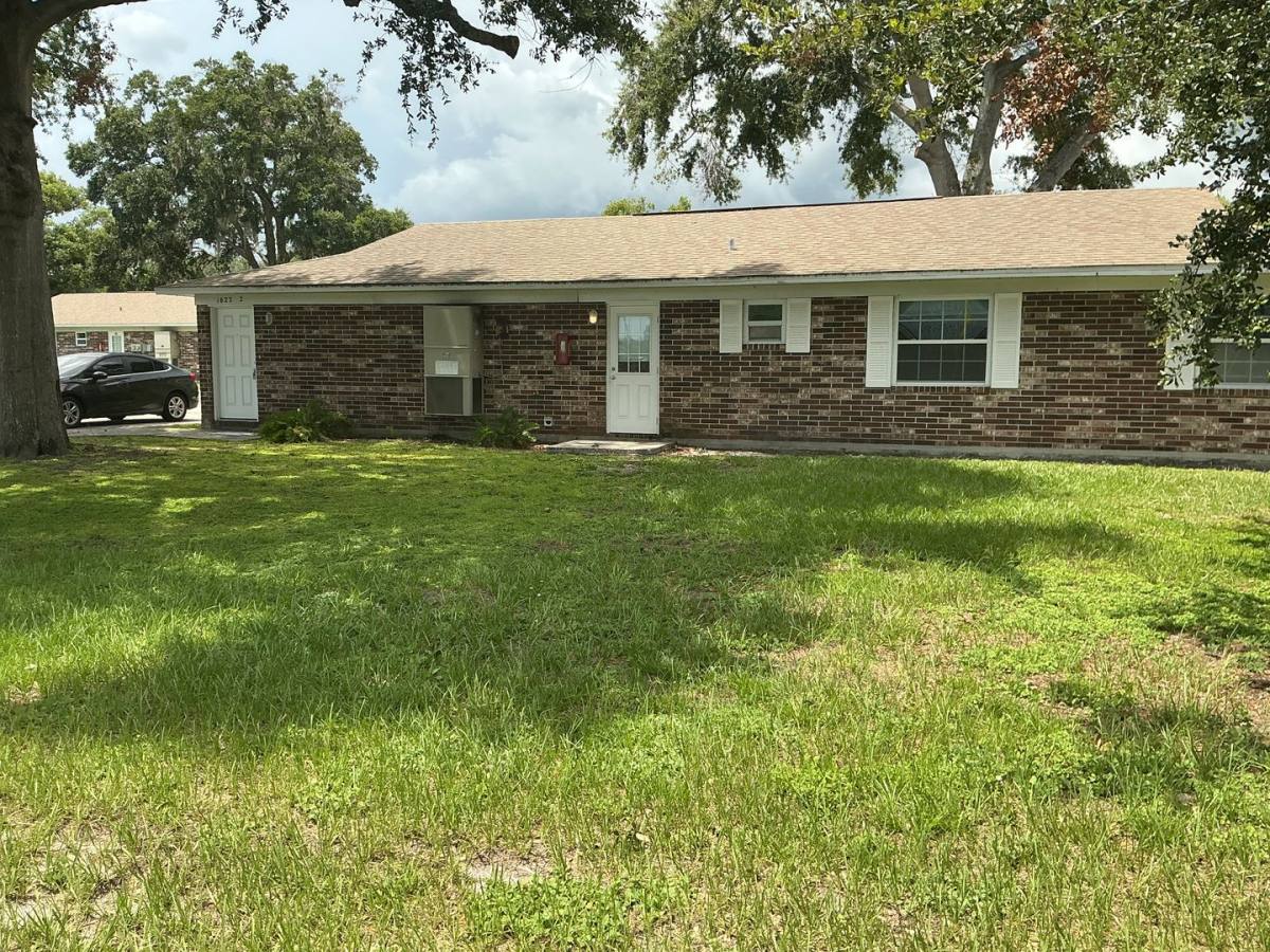 Apartment for rent at 1612-1622 E Fern Rd, Lakeland, FL 33801