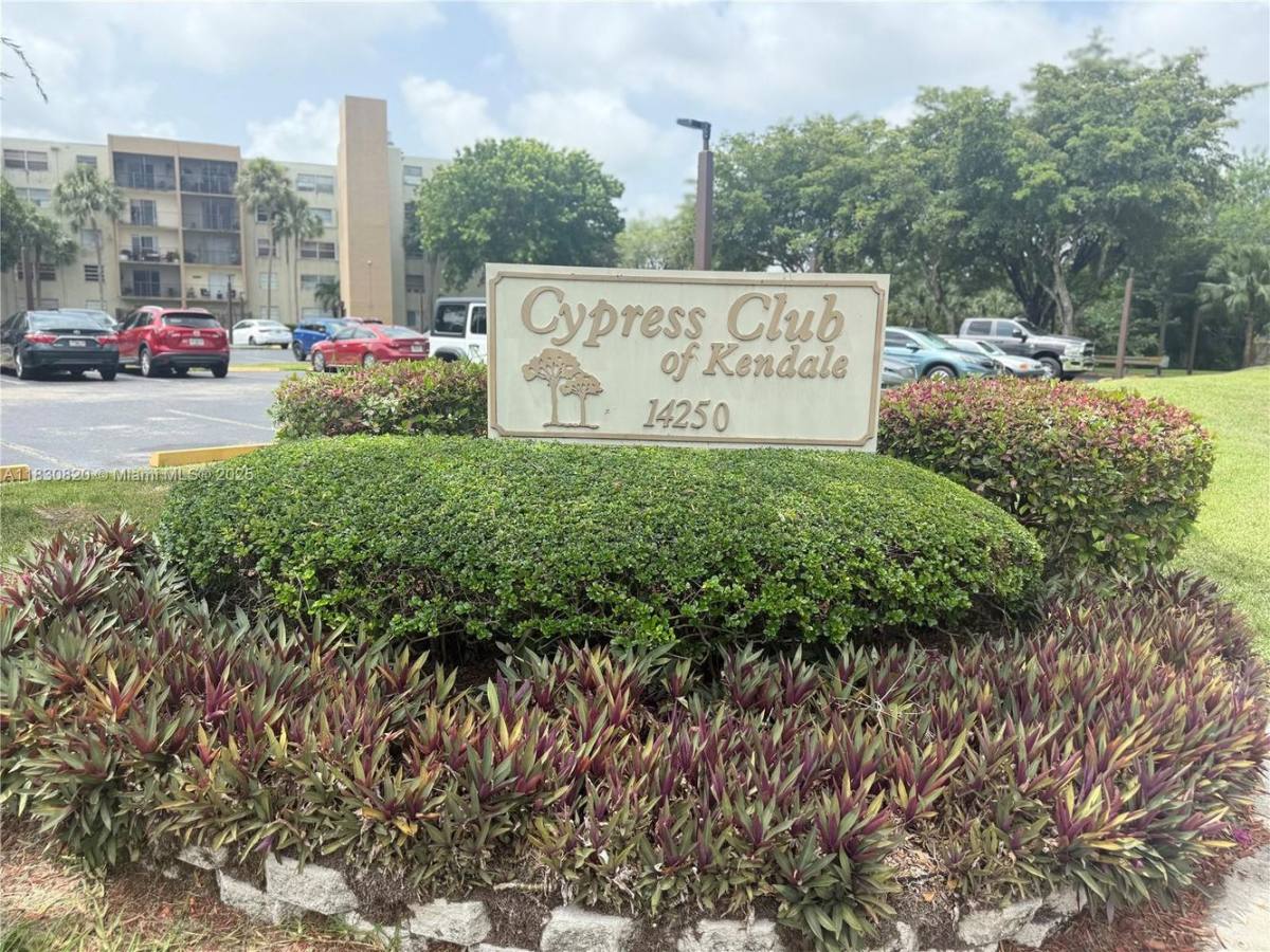 Apartment for rent at 14250 SW 62nd St #524, Miami, FL 33183